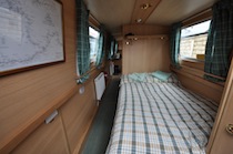 The Freckled Duck canal boat operating out of Gailey