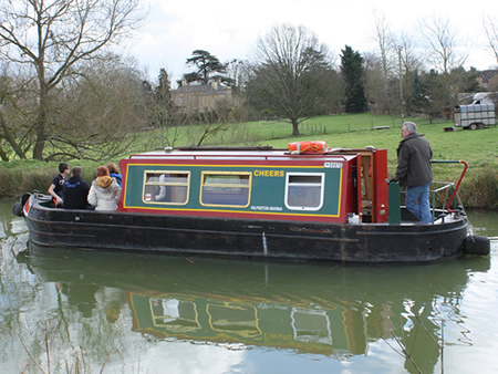 Day boat hire on the Kennet and Avon canal Day boat hire on the Kennet and Avon canal