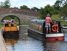 You won't find many queues on the canals
