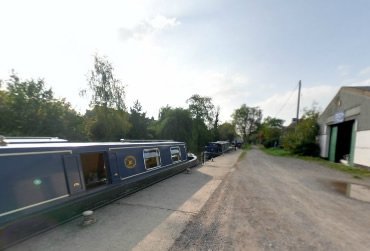 Aldermaston Wharf. A UK Canal Boating Location